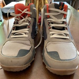 Columbia men’s shoes size 8.5